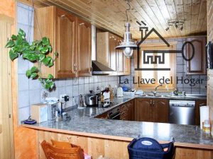 cocina con muebles estilo provenzal