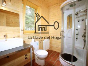 baño completo y cabina de hidromasaje